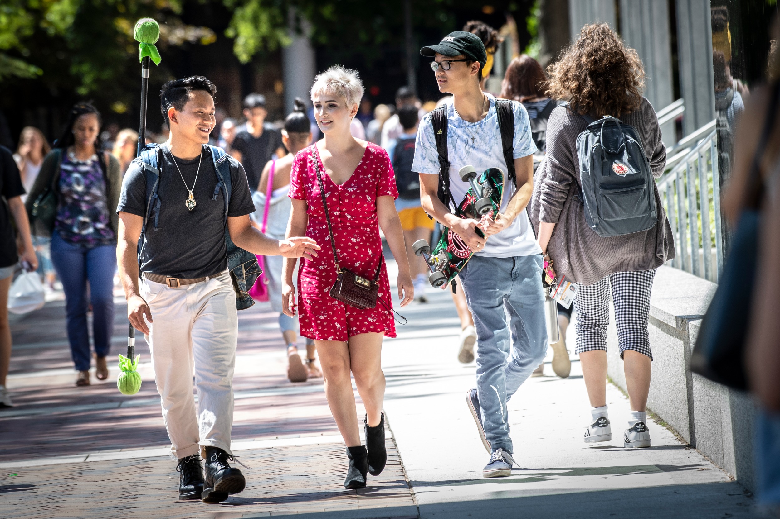 Students walking by the VCU Library